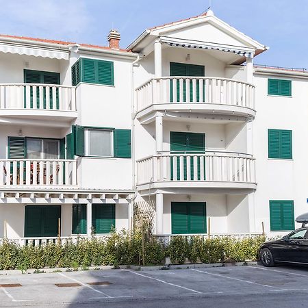 Apartman Dukić Vodice Bagian luar foto