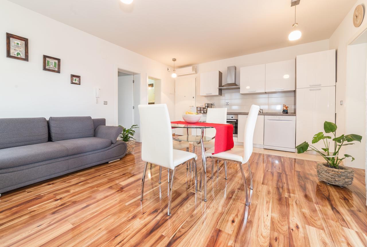 Apartman Dukić Vodice Bagian luar foto